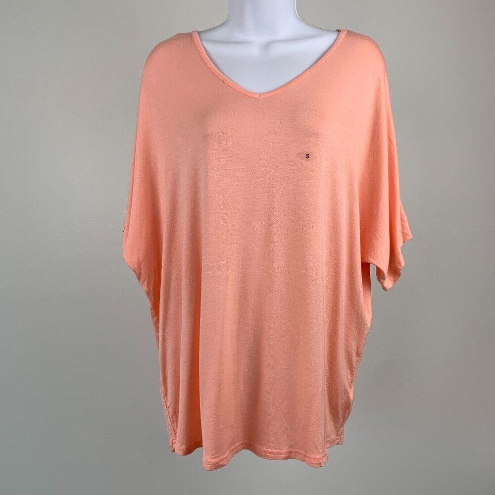 Maurices T-shirt Tee sz S Delano Dolman Peach V-neck Short Sleeve New NWT